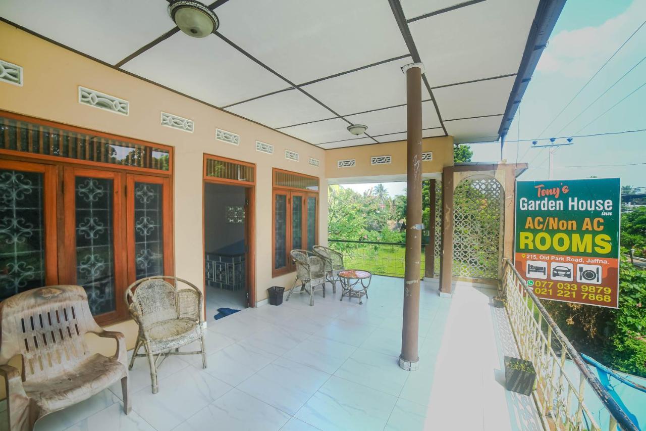 Tony'S Garden House Back Packers Inn Джафна Екстериор снимка