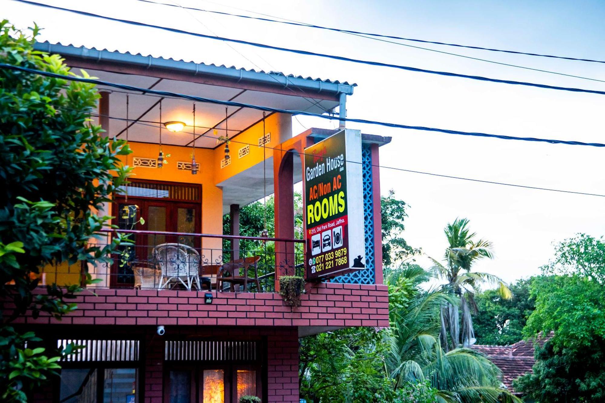 Tony'S Garden House Back Packers Inn Джафна Екстериор снимка