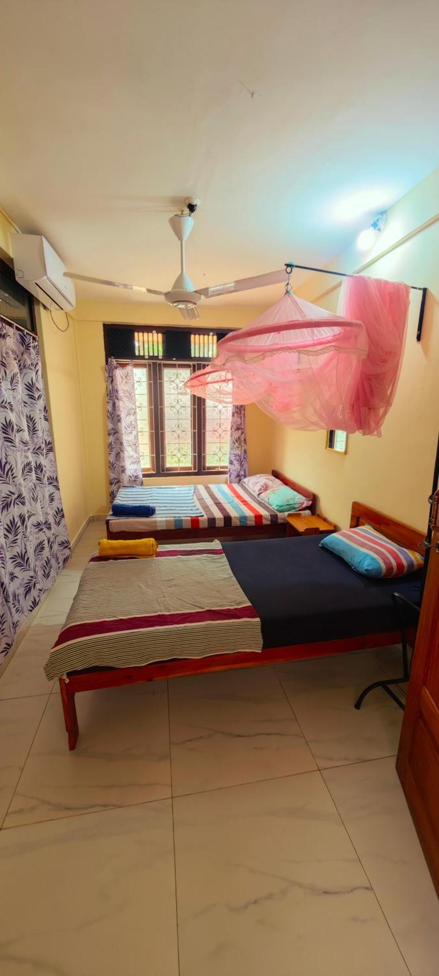 Tony'S Garden House Back Packers Inn Джафна Екстериор снимка